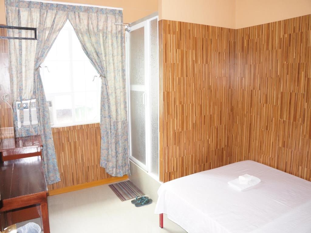 Daylight Inn Davao City Esterno foto