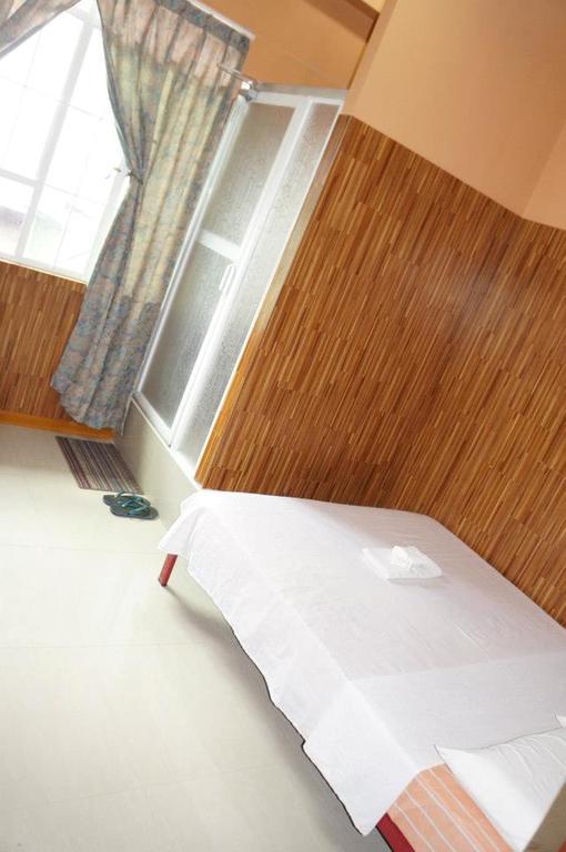 Daylight Inn Davao City Esterno foto