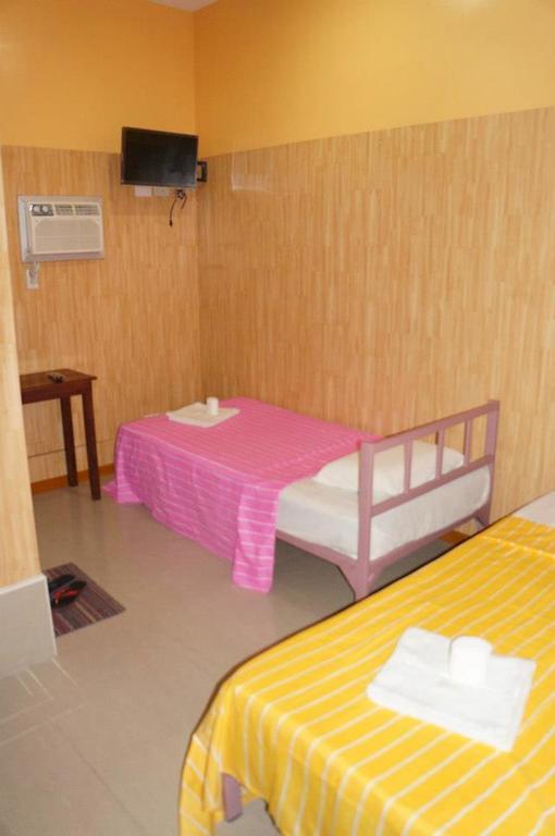 Daylight Inn Davao City Esterno foto