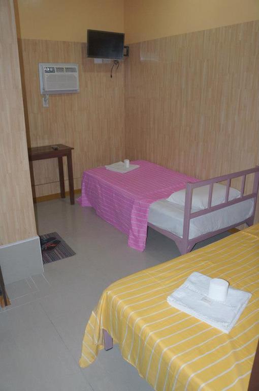 Daylight Inn Davao City Esterno foto